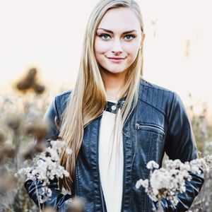 Meet your Posher, Makayla